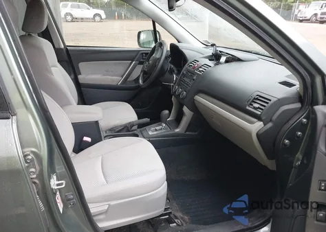 2015 Subaru Forester 2.5I Premium из США, поврежденный, VIN JF2SJADC0FH801264